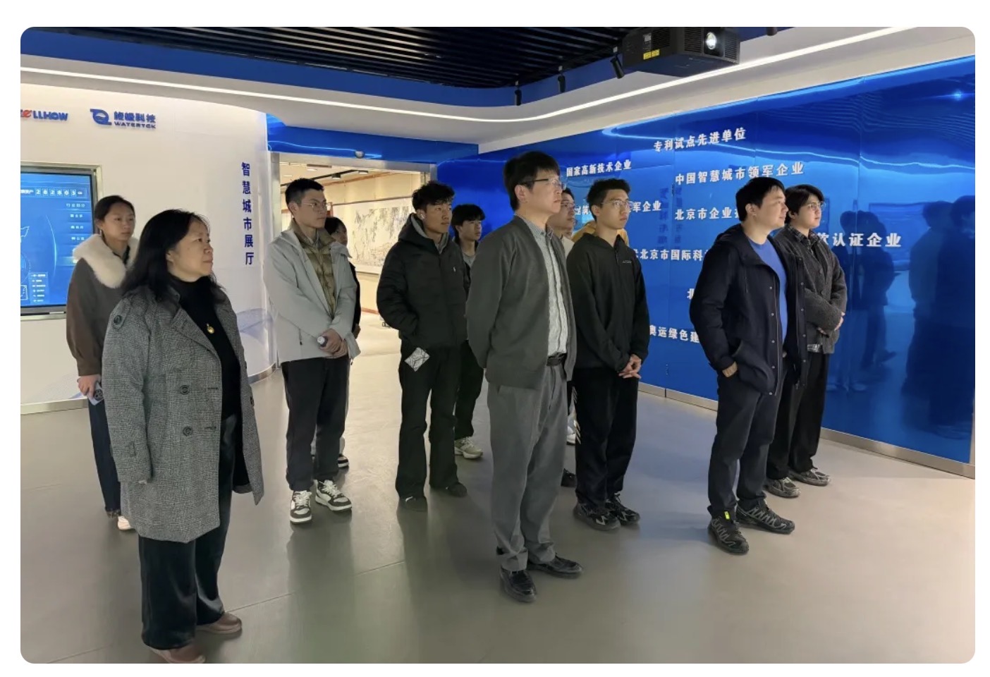 当清华课堂“搬”进瓦力游戏科技：一场从书本到产业的一线之旅